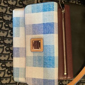 Dooney and Bourke blue and white checked wristlet